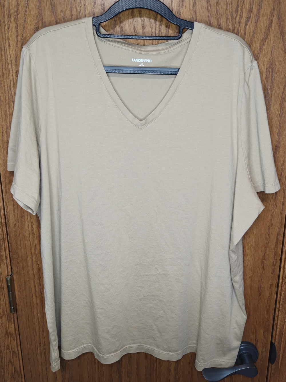 Women's Lands' End V-Neck T-Shirt in Light Tan, Size 2X
